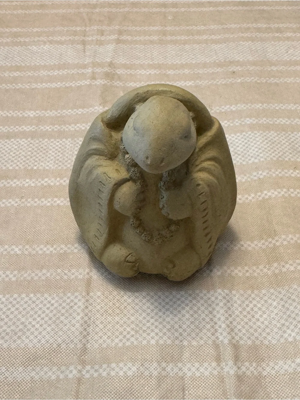 Meditating turtle - Picture 6 of 11